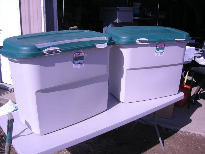 lot 152 image: 2 Sterlite 50gal Totes