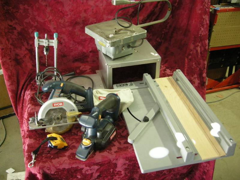 lot 160 image: Ryobi, Misc Tool Group