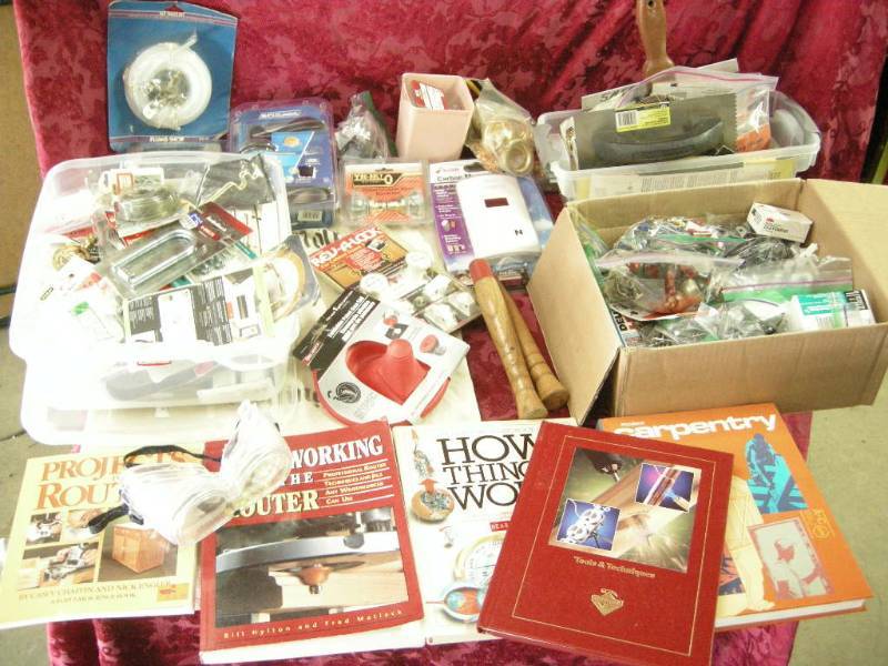 lot 161 image: Handy Home Fixer Upper Lot