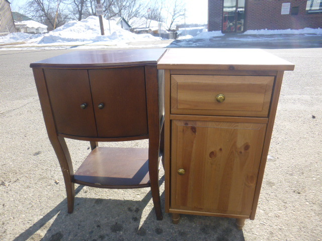 2 End Tables