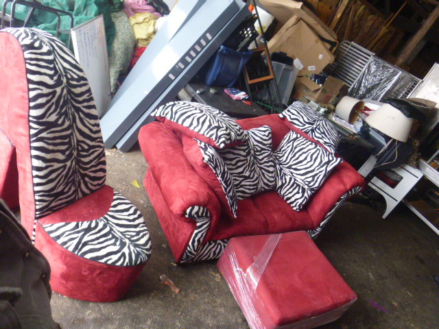 Love Seat and Chair Set