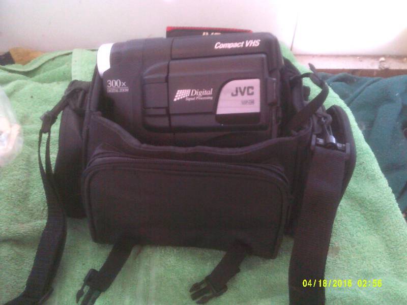 JVC DIGITAL CAMCORDER
