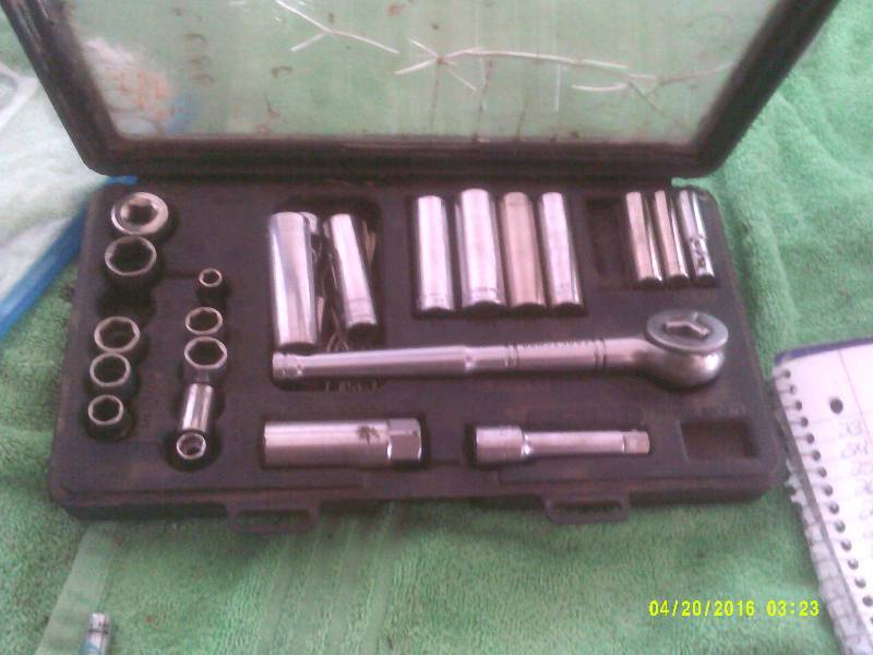 CRAFTSMAN RATCHET AND MULTIPLE SOCKETS