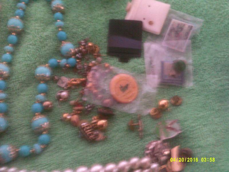 JEWLERY AND PINS