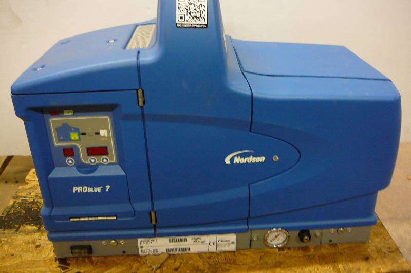 lot 31 image: Nordson Pro Blue 7 #1022238 with manual
