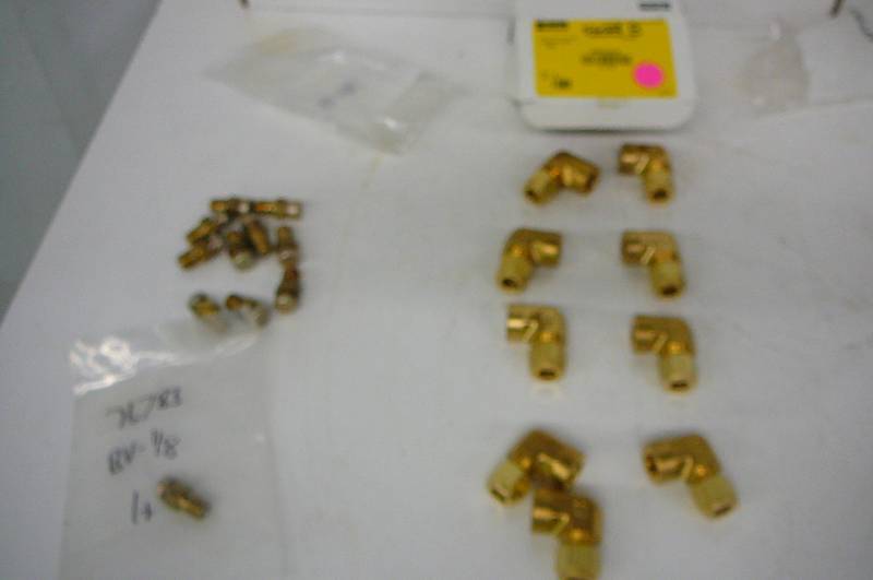 lot 55 image: Parker Brass Fittings 9 Count Petcocks 11 Count