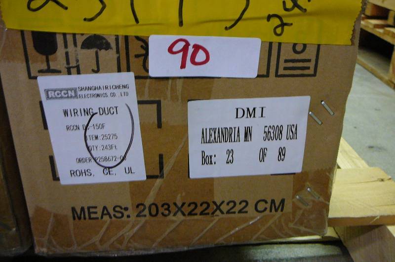 lot 90 image: Wiring Duct RCCN Item 25275 RCCN DC150F QTY 243