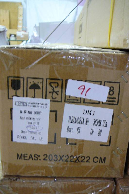 lot 91 image: Wiring Duct RCCN Item 25275 HVDR150100F QTY 26