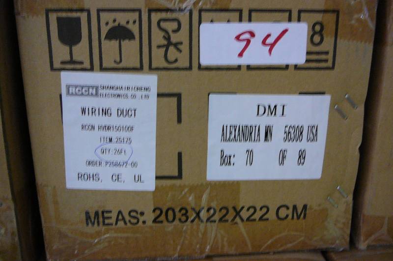 lot 94 image: Wiring Duct RCCN Item 25275 HVDR150100F QTY 26