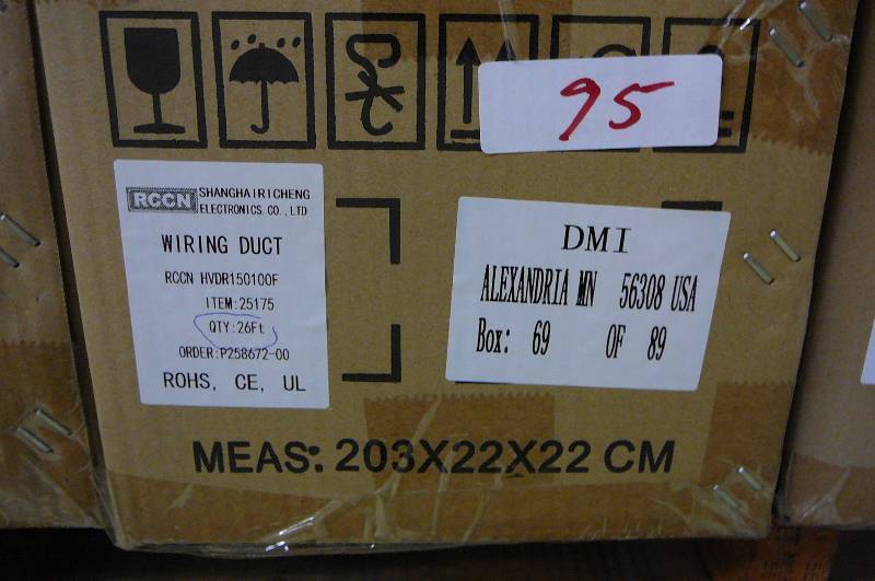 lot 95 image: Wiring Duct RCCN Item 25275 HVDR150100F QTY 26