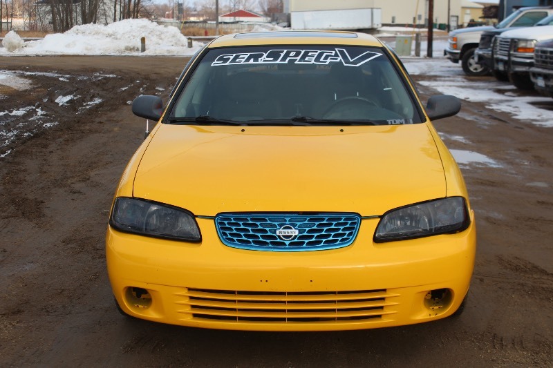 lot 2269 image: 2003 Nissan Sentra SE-R Spec V - 100,927 Miles - 6 Speed Manual -