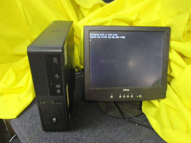 lot 159 image: HP rp5700 computer no hard drive de...