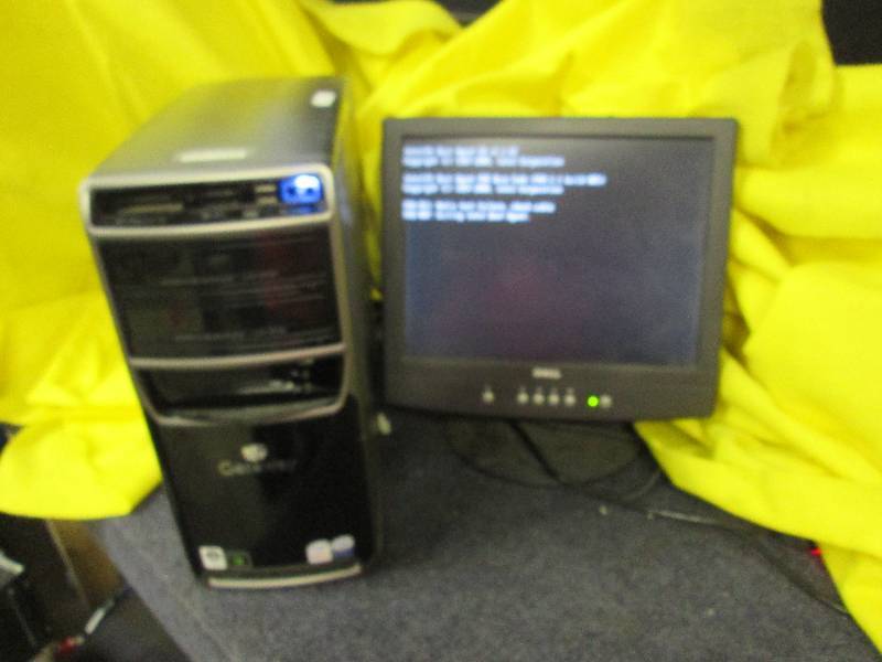 lot 160 image: Gateway DX430X computer designed fo...