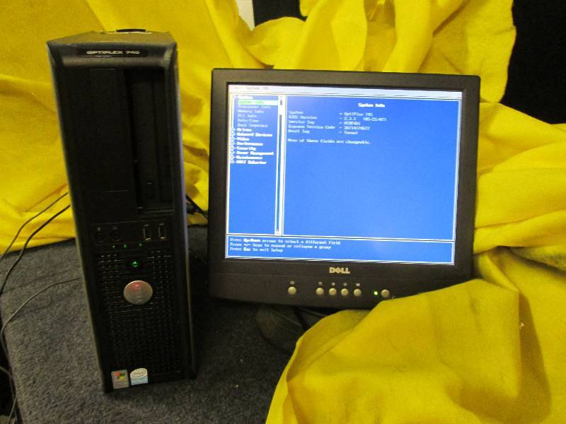 lot 172 image: Dell Optiplex 745 computer designed...