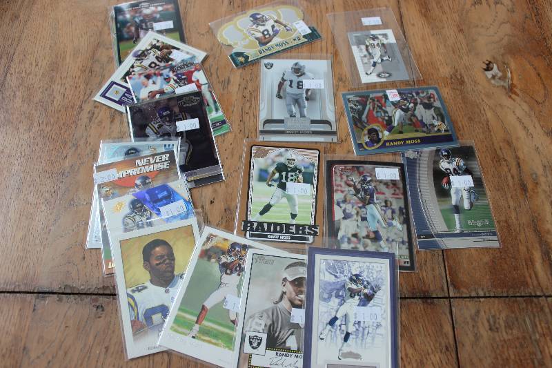 lot 85 image: 20 Randy Moss Cards...