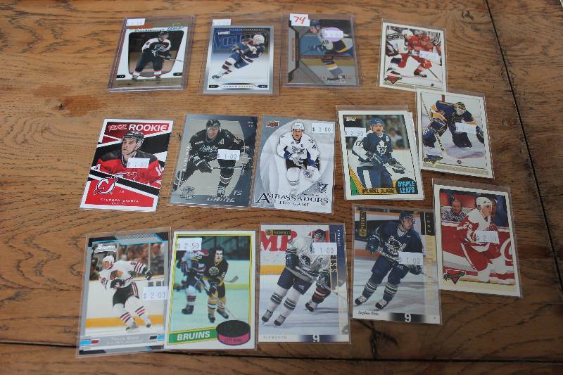 lot 74 image: Hockey Star Cards...