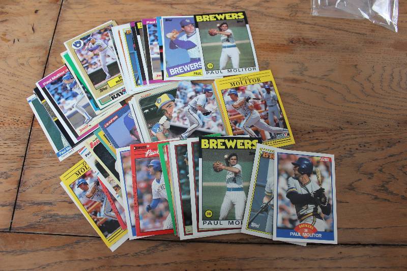 lot 60 image: 75 Paul Molitor Cards...