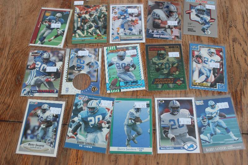 lot 1 image: Barry Sanders Cards...