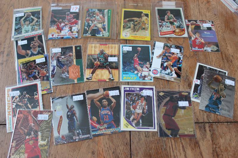 lot 17 image: 20 Basketball Star Cards...