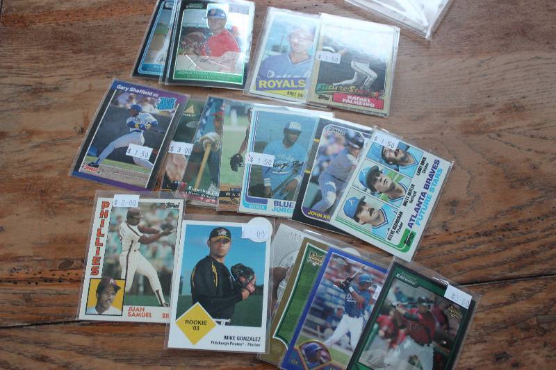 lot 47 image: 20 Baseball Rookie Cards...
