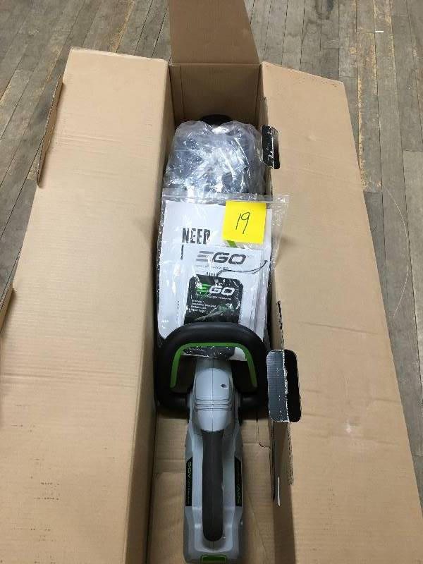EGO 56V Lithium-Ion 24 ni. Hedge Trimmer 2.0ah Kit  in like new condition