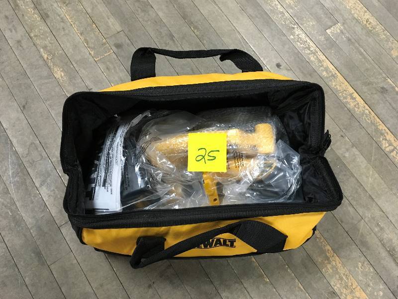DeWalt 18-Volt NiCd Cordless Combo Kit (4 Tool) with (2) Batteries 1.2Ah, 1-Hour Charger and Contractor Bag  in like new condition