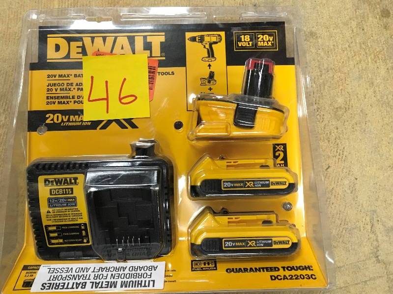 DeWalt 18-Volt to 20 Volt Max Lithium-Ion Battery Adapter Kit (2-Pack) not used