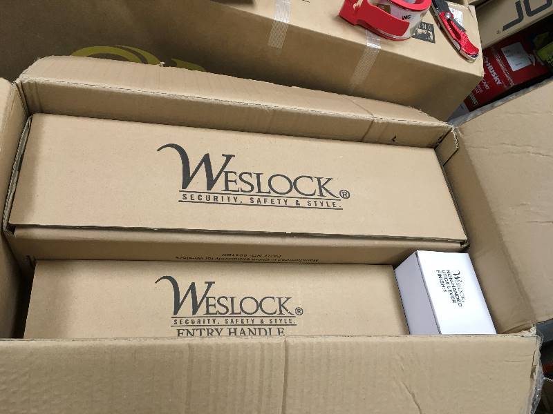 Weslock  Elegance Single Cylinder Oil-Rubbed Bronze Wardrobe I Door Handset with Utica Lever  in like new condition