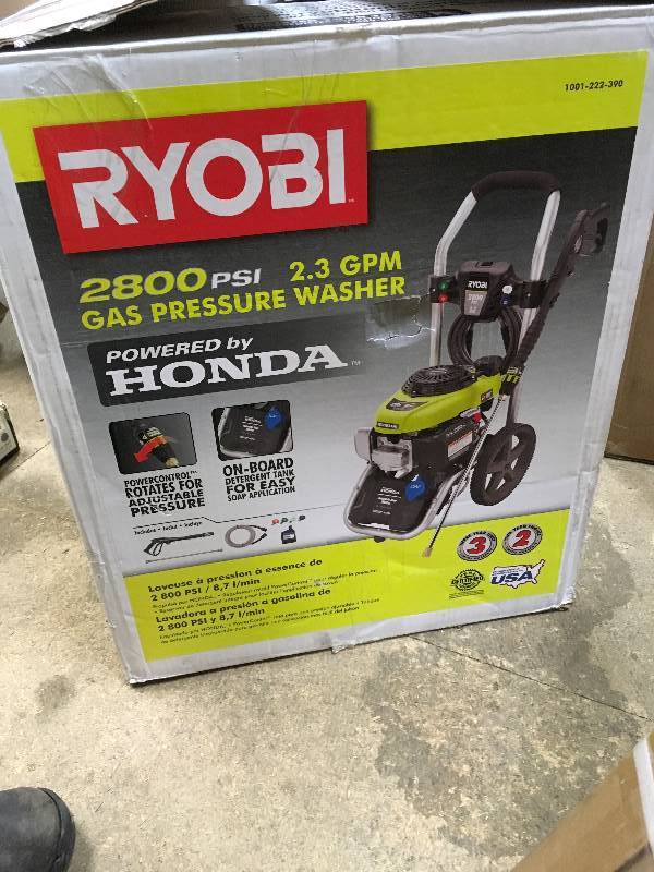 Ryobi 2800 PSI 2.3 GPM Gas Pressure Washer in working condition