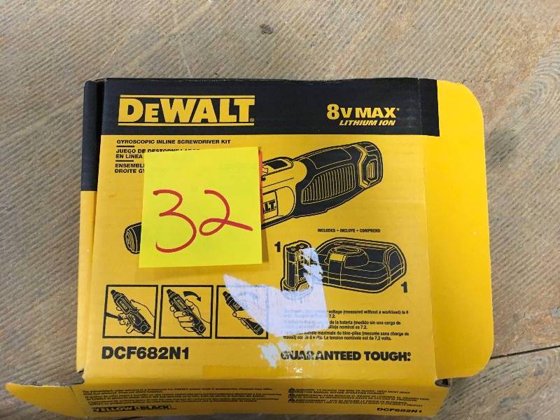 DeWalt DCF682N1 8V Max Cordless Lithium-Ion 14 in Gyroscopic Inline Screwdriver Kit not used