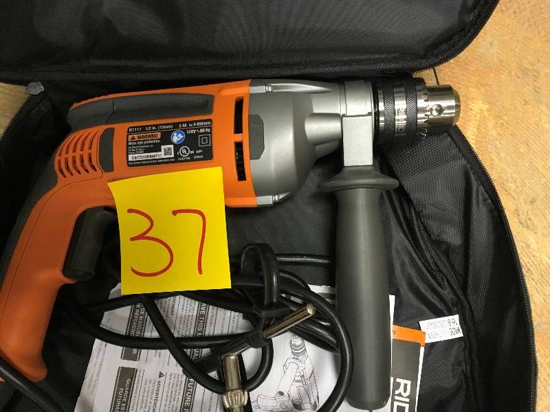 Ridgid 8-Amp 12 in. Heavy-Duty Variable Speed Reversable Drill in good working condition
