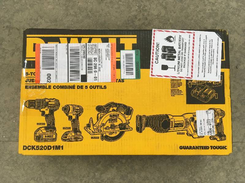 DEWALT  20-Volt MAX Lithium Ion Cordless Combo Kit (5-Tool) with 2Ah and 4Ah Batteries and Contractor Bag in good condition