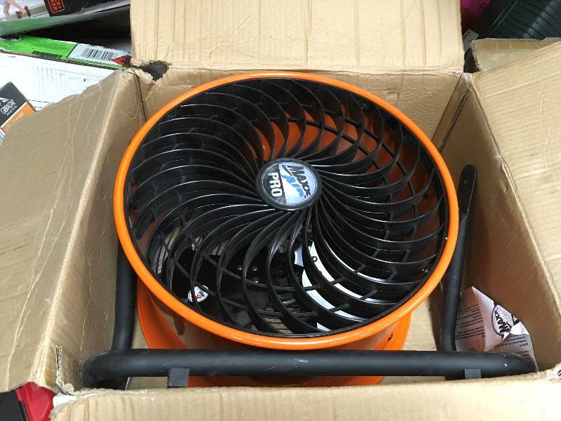 Maxx air 16 inch Turbo high velocity floor fan in good condition