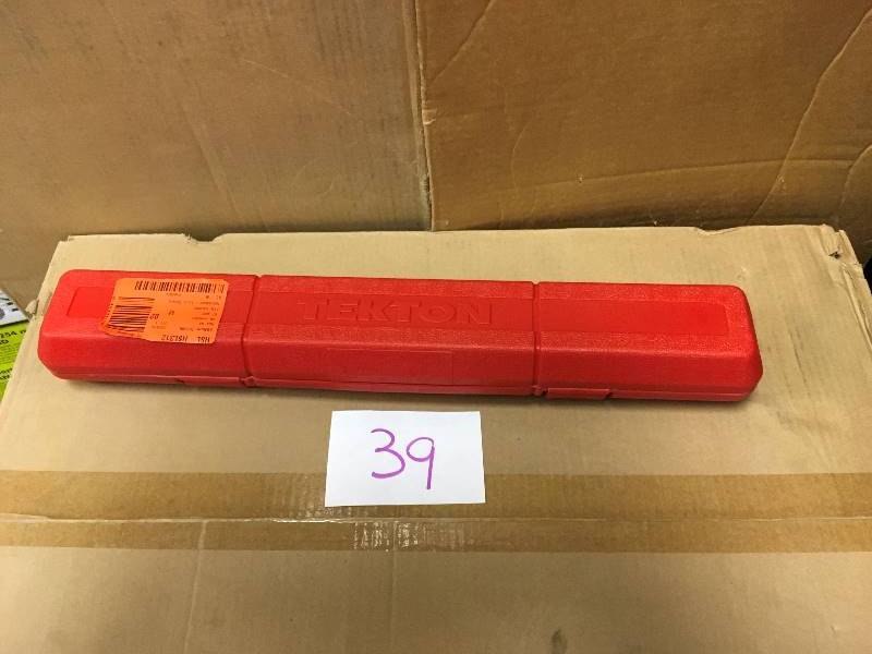 24335 12-Inch Drive Click Torque Wrench (10-150 ft.-lb.13.6-203.5 Nm)  in good condition