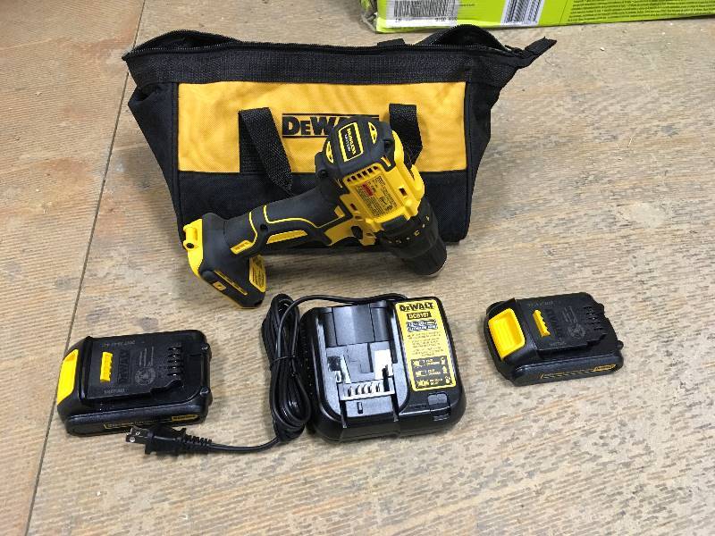 DEWALT 20-Volt MAX Lithium-Ion Cordless Brushless Compact Drill Driver with (2) Batteries 1.3Ah, Charger and Bag in working condition