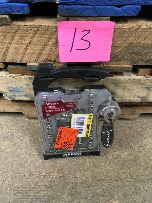 Husky 46 Piece Stubby Combination Wrench and Socket Set Open  box never used