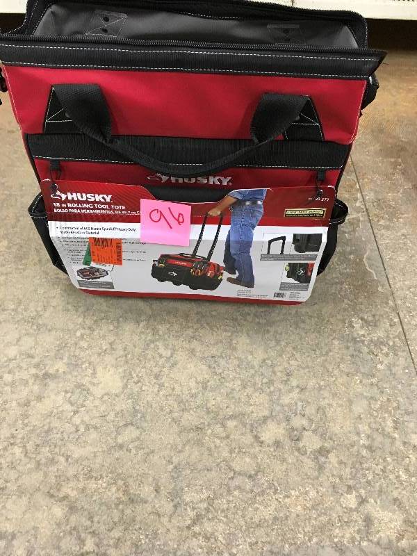 Husky 18 in. Rolling Tool Tote  Open  box never used