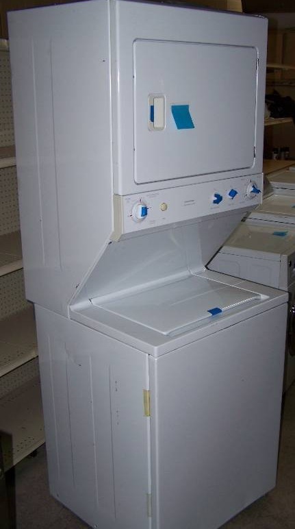 lot 4 image: GE Washer Dryer Combo