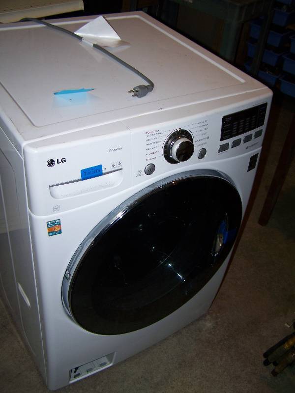 lot 8 image: LG Front Load Washer