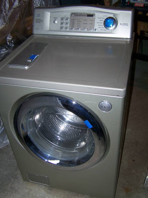 lot 22 image: LG Front Load Washer