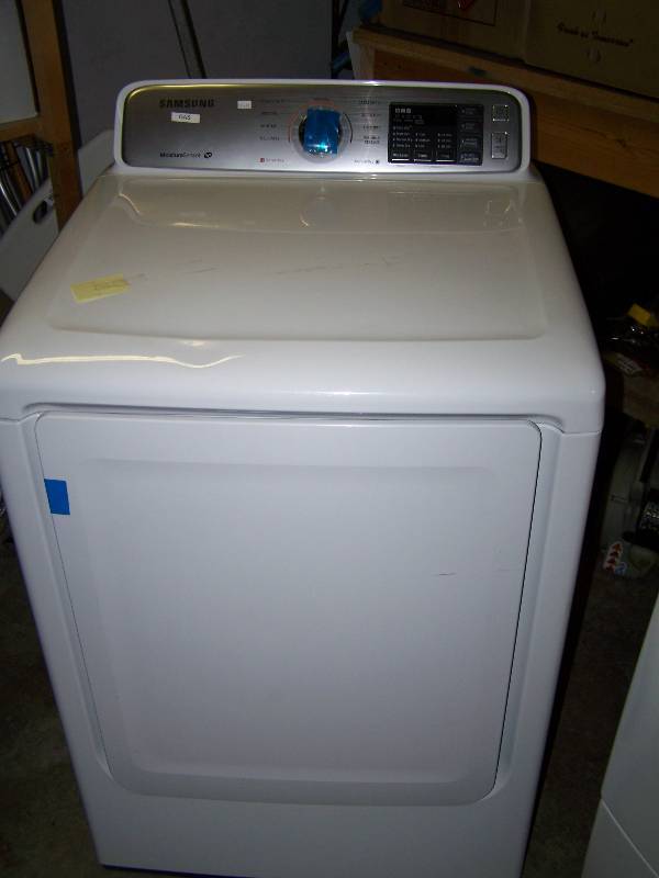 lot 11 image: Samsung Gas Dryer