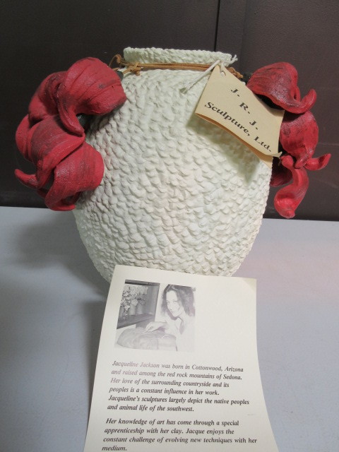 lot 372 image: DECORATED CLAY POT BY JAQUE JACKSON 1993