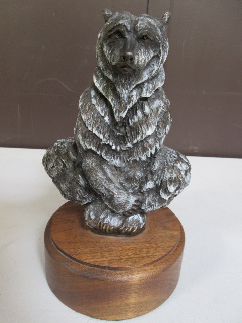lot 379 image: PAINTED BRONZE STATUE BY BRUCK CONTWAY