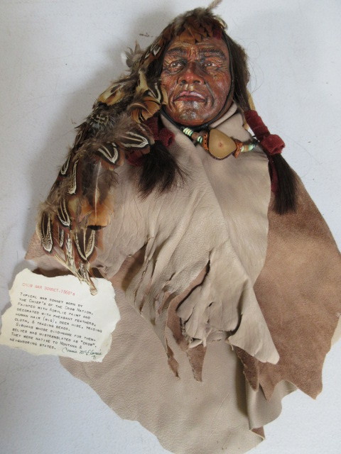 lot 387 image: CROW WAR BONNET DEPICTION BY CONNIE McELWAIN