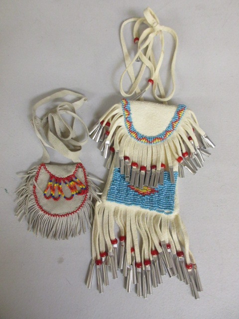lot 426 image: BEADED JINGLE DANCE BAG AND SMALL NECKLACE