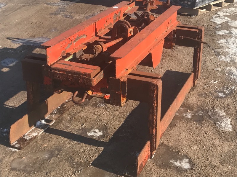 lot 11 image: Industrial Adjustable Crane Clamp, ...