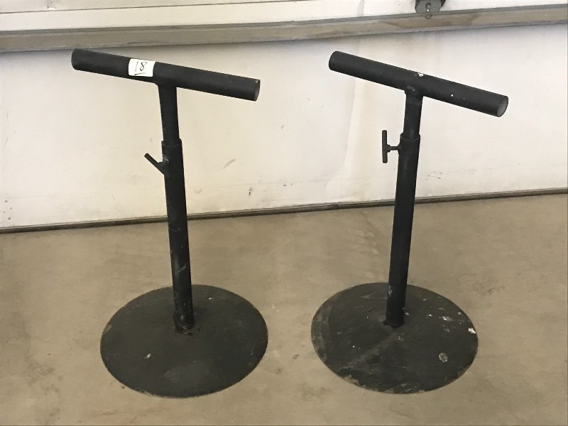 lot 18 image: (2) Adjustable Steel Support Stands...