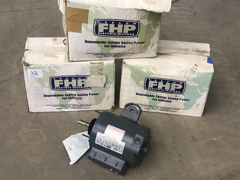 lot 32 image: (3) Unused Leeson 115230Volt 14HP...