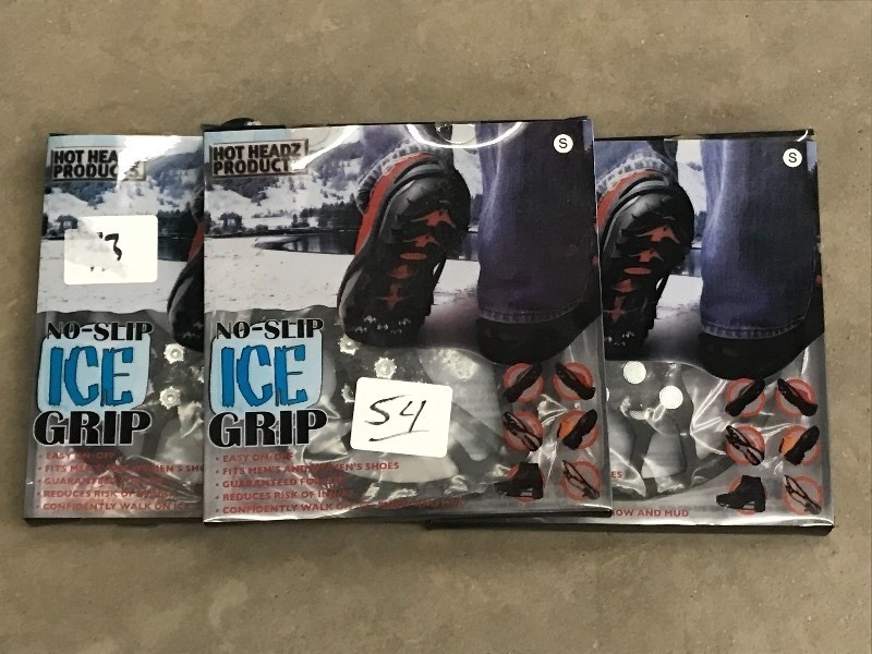 lot 54 image: (3) Pairs Of New Hot Headz Ice Clea...