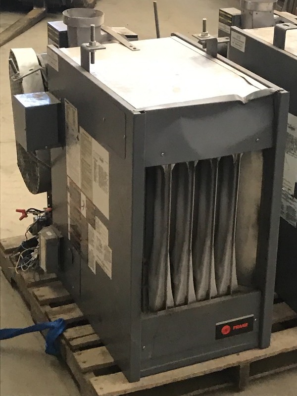 lot 59 image: Trane Commercial 80,000 BTU Natural...